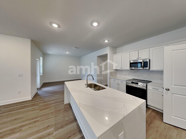 Foto del edificio - 16422 Cheyanne Ct