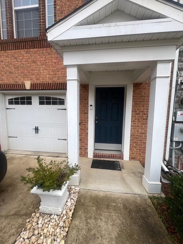 8 Thomasson Ct, Capitol Heights, MD 20743 Townhome Rentals in Capitol