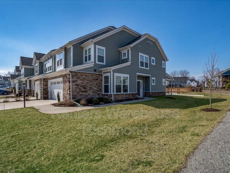 Foto principal - 9893 Honeybee Dr