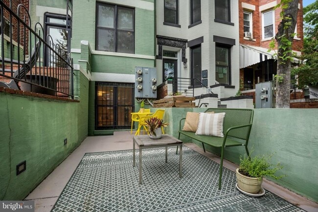 Foto del edificio - 1317 Harvard St NW