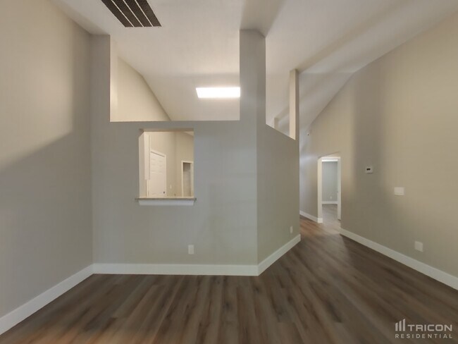 Building Photo - 84092 Saint James Court Yulee FL