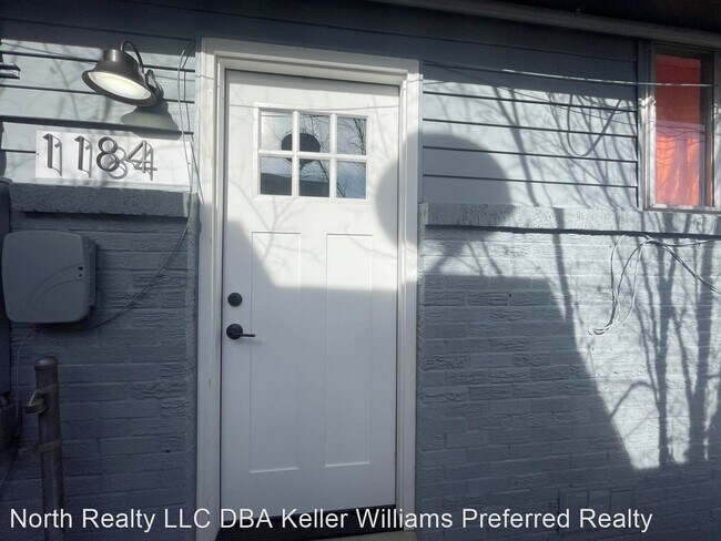 Foto del edificio - 2 br, 1 bath House - 1184 Clinton St. #B