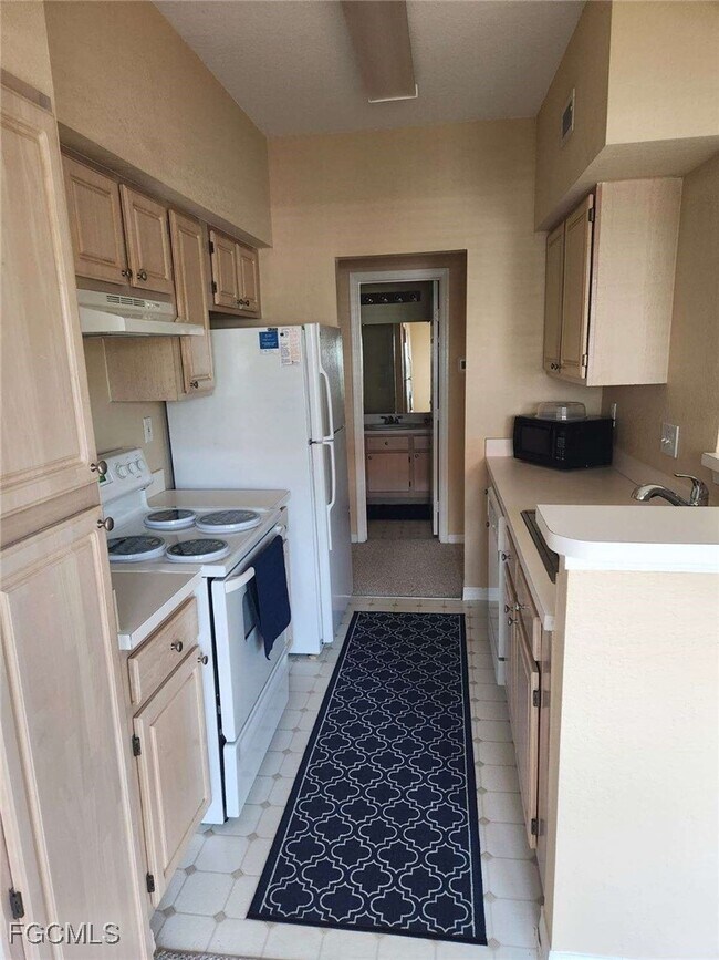 Building Photo - 23680 Walden Center Dr