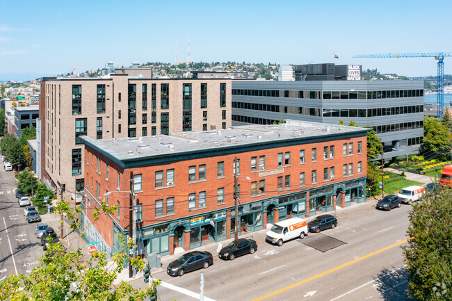 Foto del edificio - Jensen Block Apartments