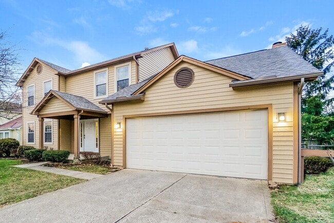 Building Photo - 1127 Crestview St