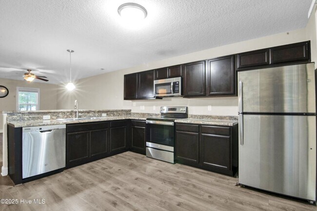 Foto del edificio - 101 W Murrow Ln