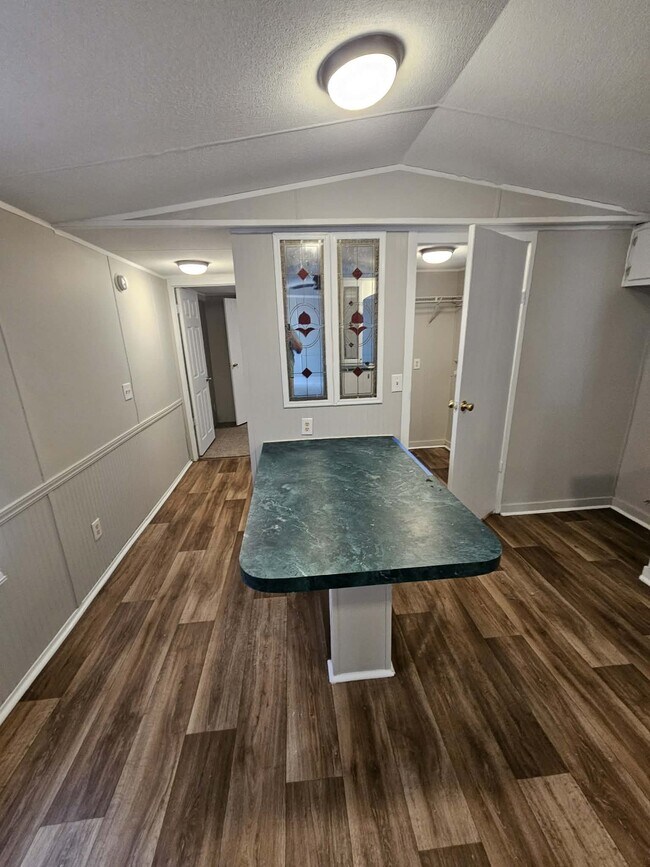 Foto del edificio - Bentwood Mobile Home Park