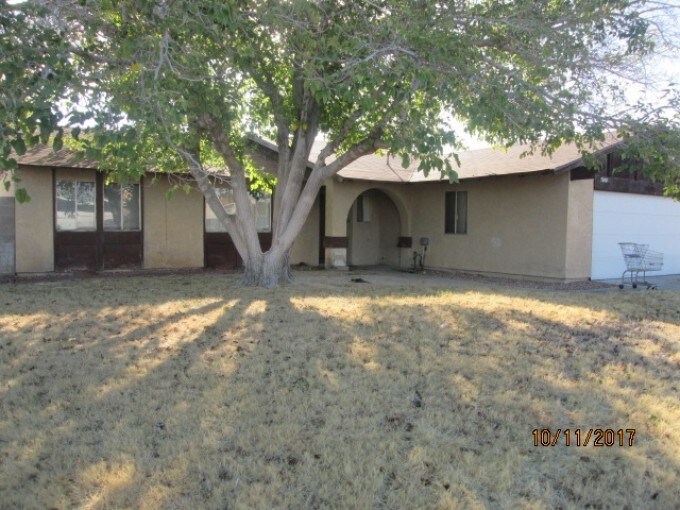 Primary Photo - 5040 Swenson St