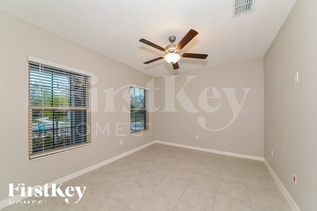 Foto del edificio - 806 Timeless Moss Dr