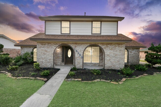 Foto del edificio - 15423 Ridingwood Dr