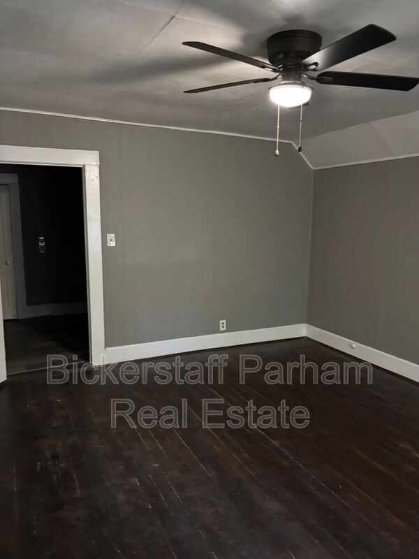 Foto del edificio - 3011 18th Ave