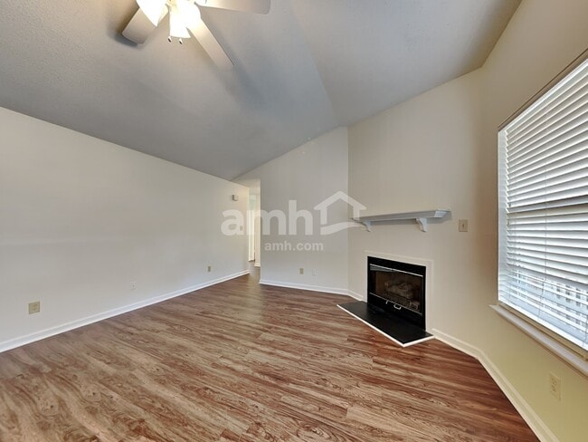 Building Photo - 1216 Cotten Farm Drive