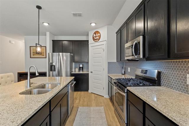 Foto del edificio - 2417 Spring Side Dr