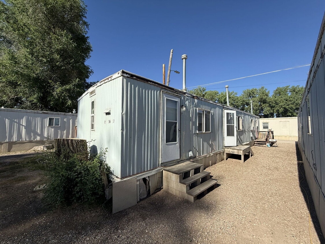 Primary Photo - 1303 N College Ave