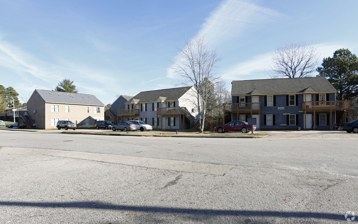 Building Photo - Jamestown on the Creek Apartments