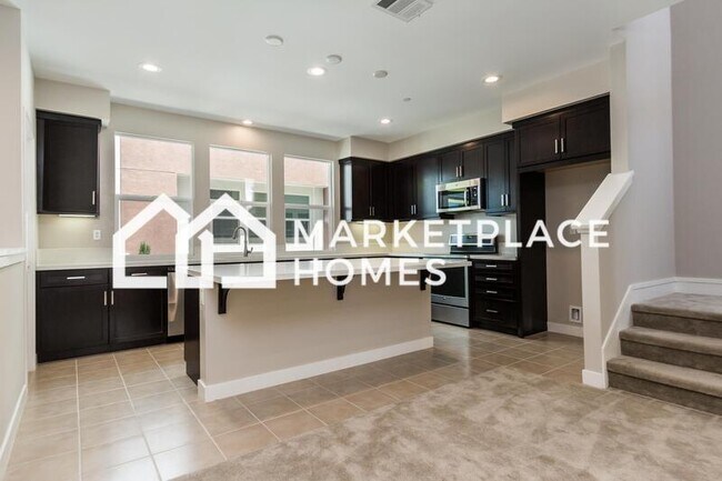 Foto del edificio - 715 Harbor Ln
