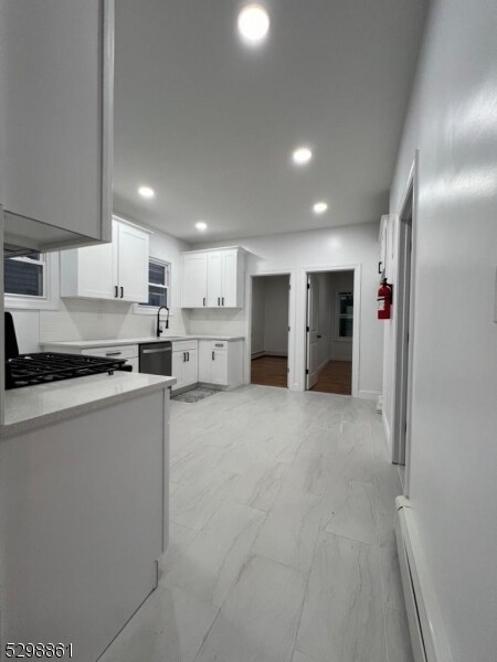Foto del edificio - 162 Tremont Ave
