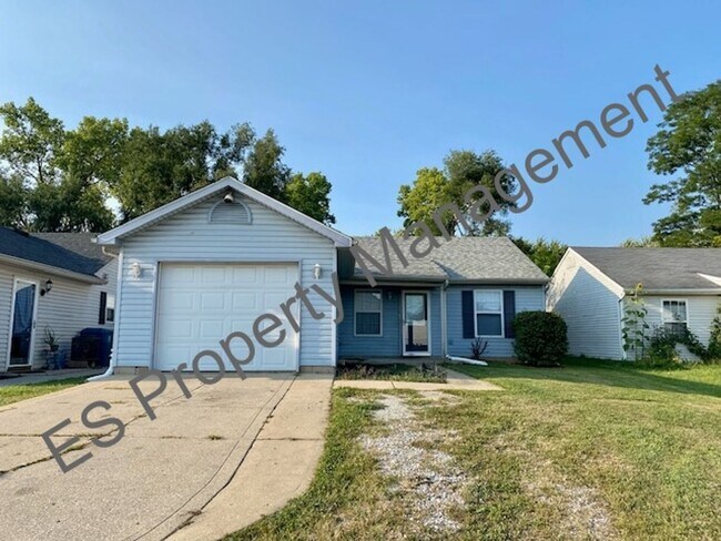 Great 3 Bedroom 2 Bathroom Ranch Style Hom... - Great 3 Bedroom 2 Bathroom Ranch Style Hom... House