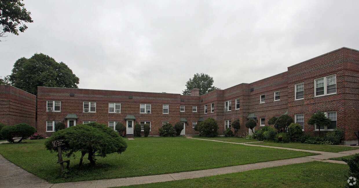 Building Photo - 29-17 148th St