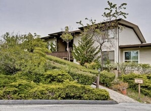 Building Photo - 19100 Crest Ave