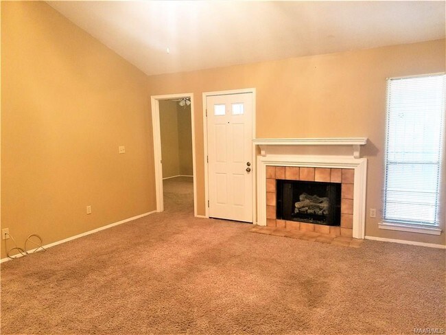 Foto del edificio - 4722 Retreat Rd