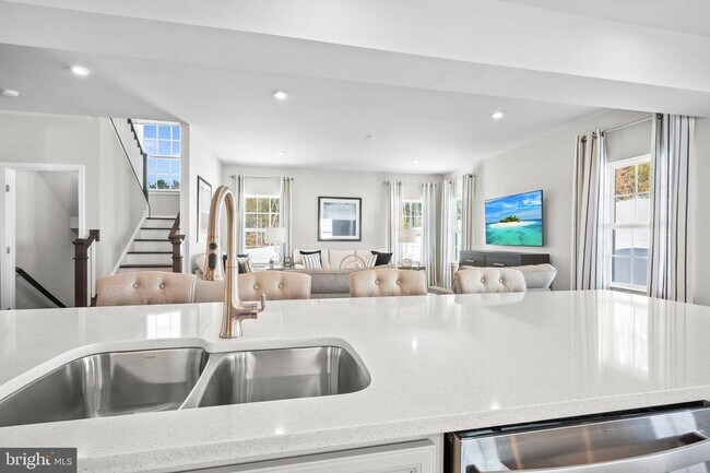 Foto del edificio - 141 Dithridge Dr