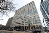 Photo principale - 111-111 St Clair Ave W