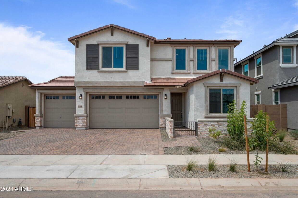 Primary Photo - 22508 E Twilight Dr