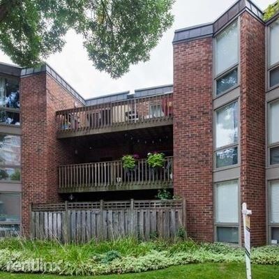 Foto principal - 2146 N Lincoln Ave