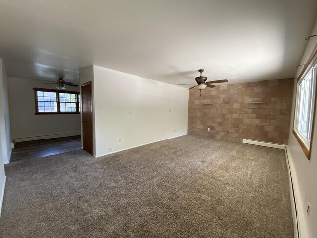 Building Photo - 3119 Virginia Ave