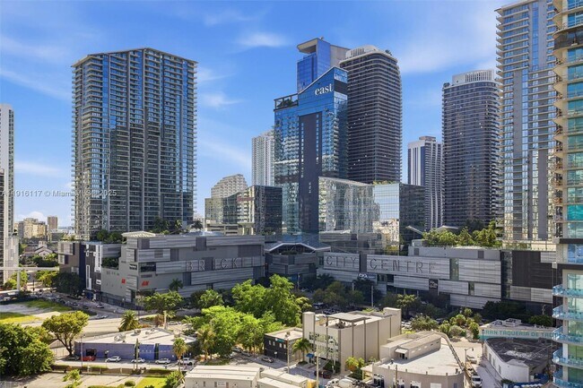 Foto del edificio - 92 SW 3rd St