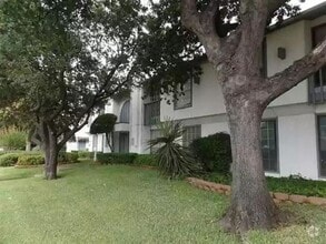 Building Photo - 12888 Montfort Dr