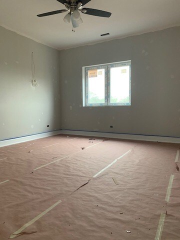 Building Photo - 740 N Avers Ave
