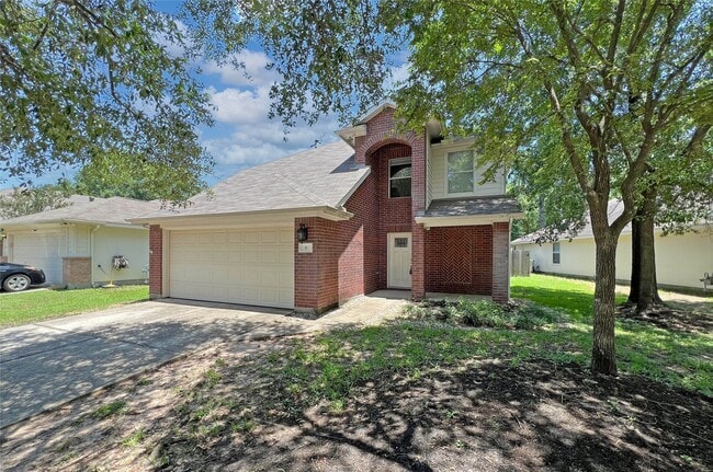 Building Photo - 6 Thicket Grove Pl