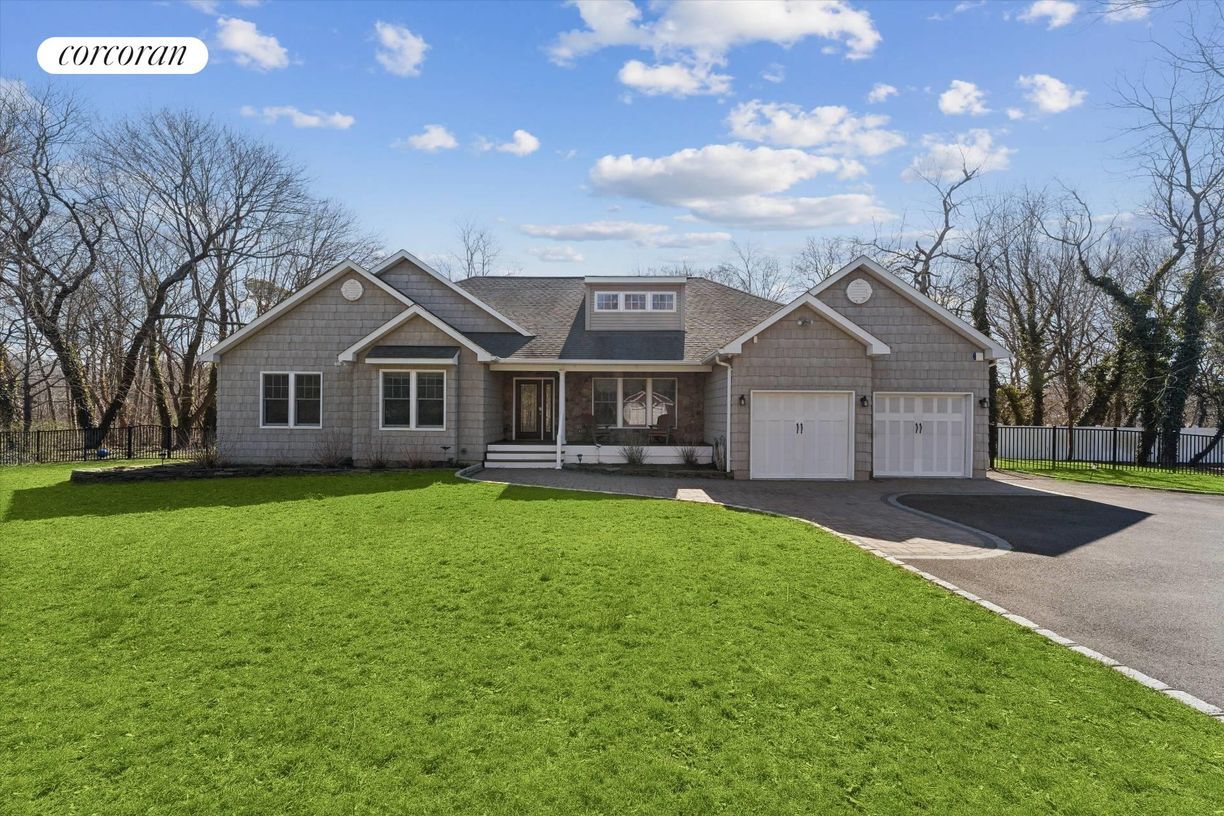 255 Barnes Rd, Moriches, NY 11955 House Rental in Moriches, NY