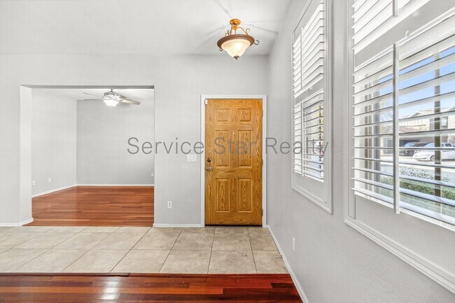 Foto del edificio - 14553 W Cortez St
