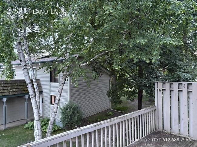 Foto del edificio - 2759 Upland Ln N