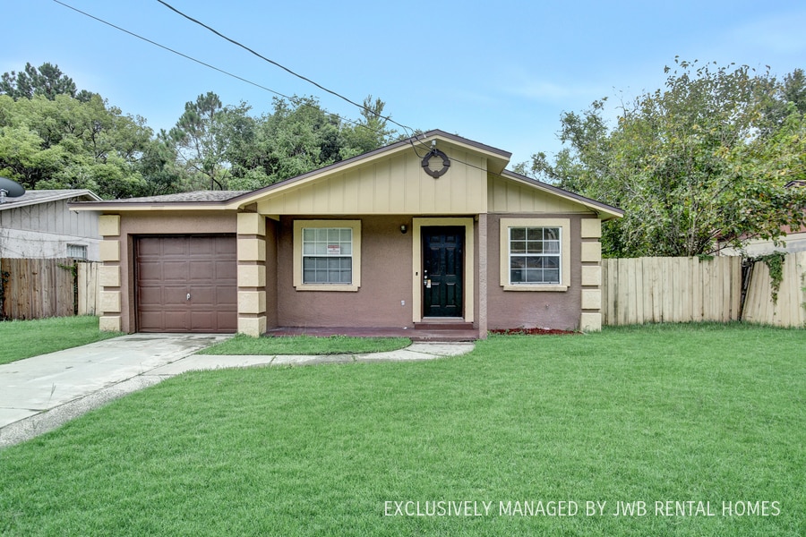 Primary Photo - 7410 John F Kennedy Dr W