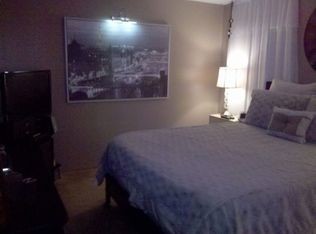 Foto del edificio - 418 Harris St