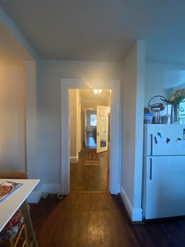 Foto del edificio - 312-1 South Upper – Available Fall 2026