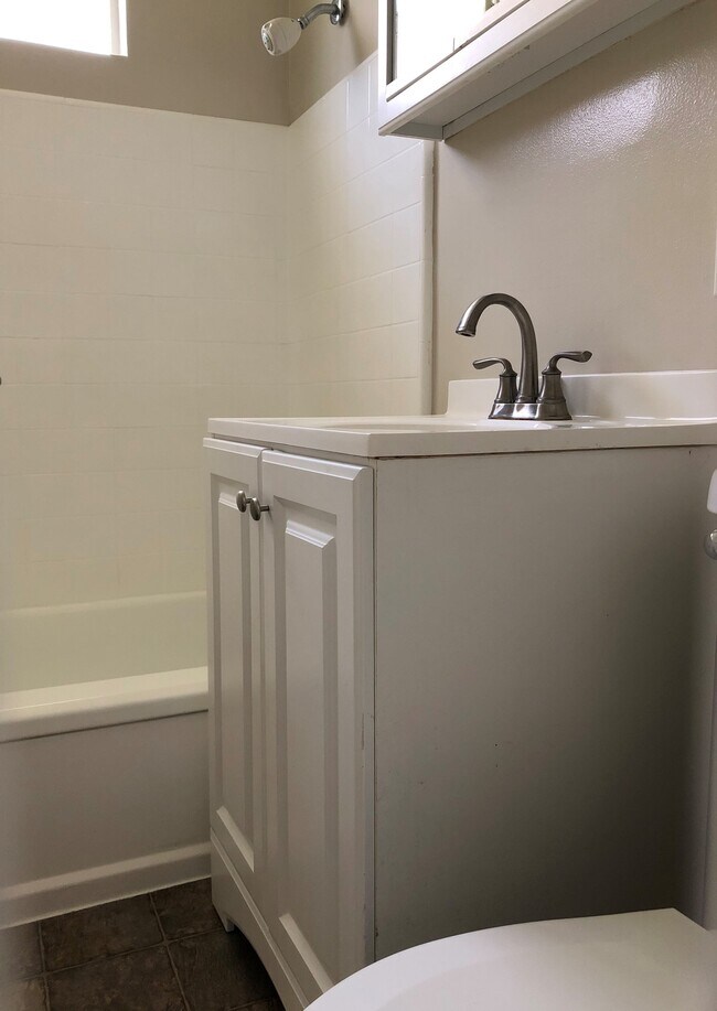 Bathroom - 230 W Verdugo Ave