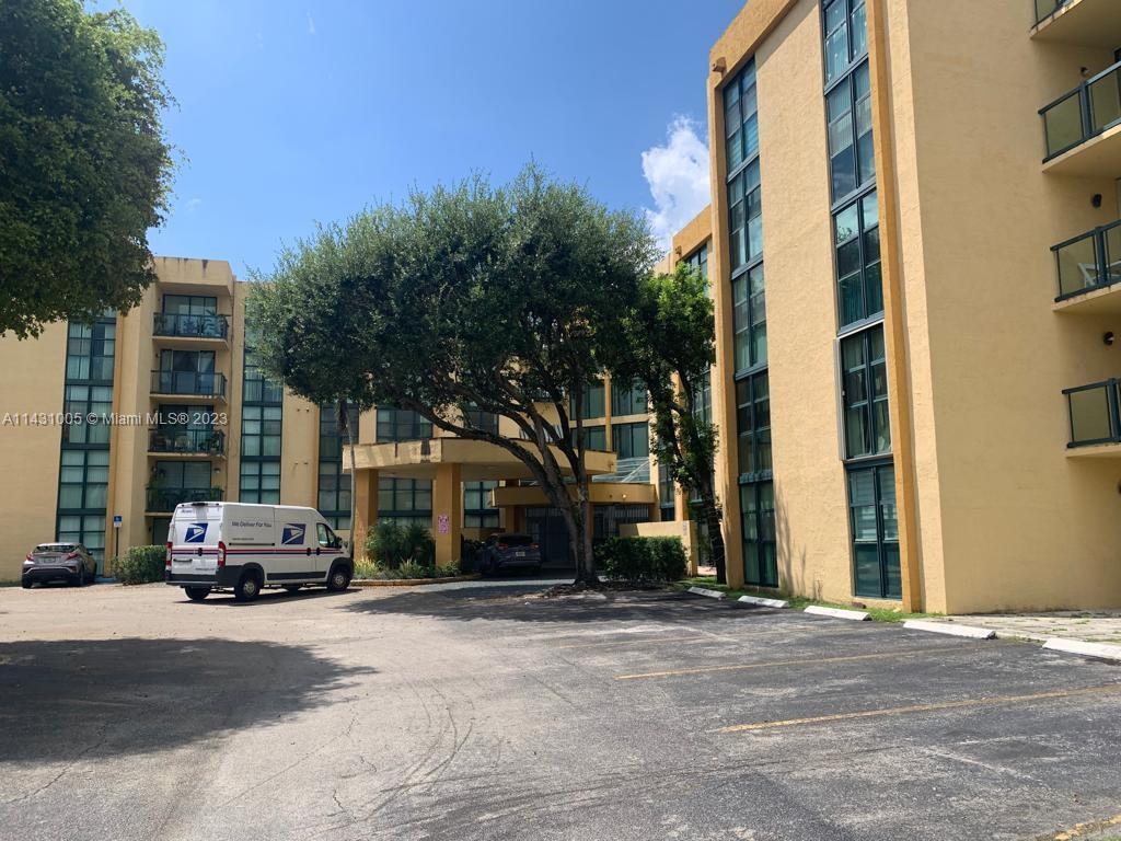 Primary Photo - 11800 SW 18th St