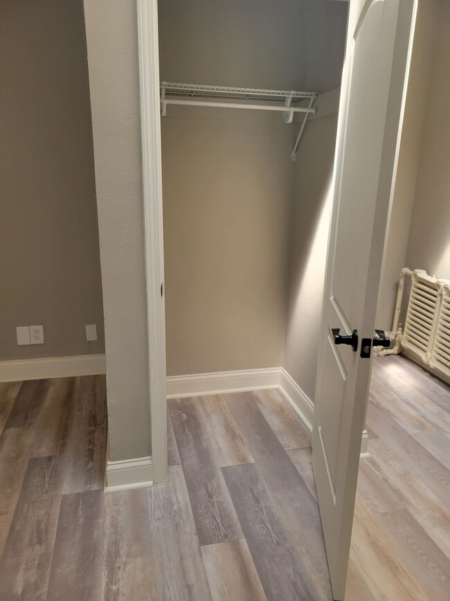 Foto del edificio - 771-773 N Jefferson St - Mixed Use (7 Unit)