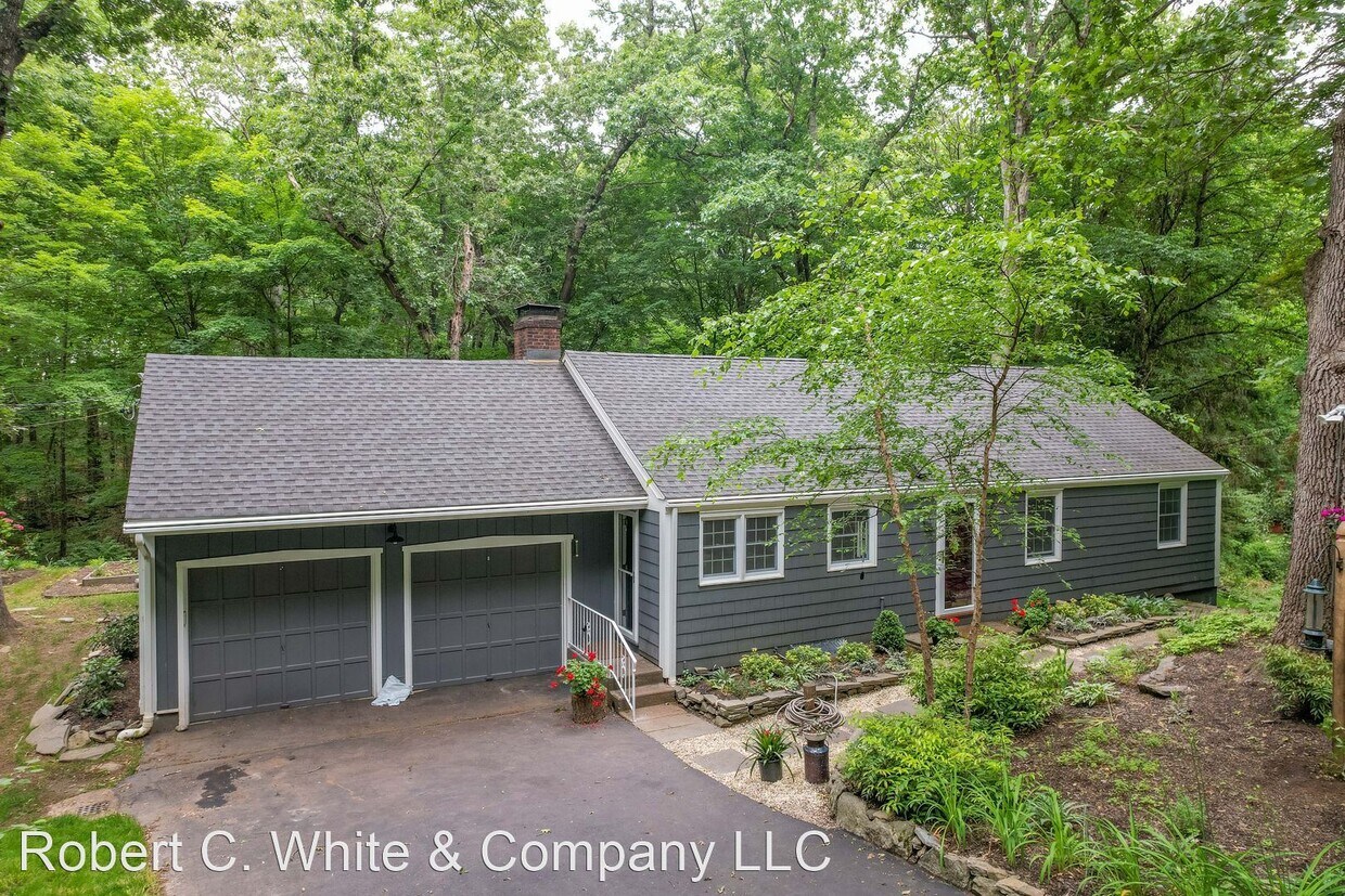 20 Rockhouse Rd, Wilton, CT 06897 House Rental in Wilton, CT