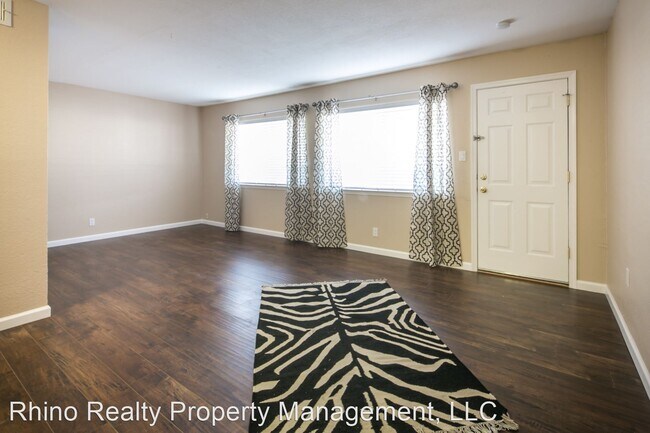 3 br, 2 bath House - 4200 Montgomery Blvd ... photo'