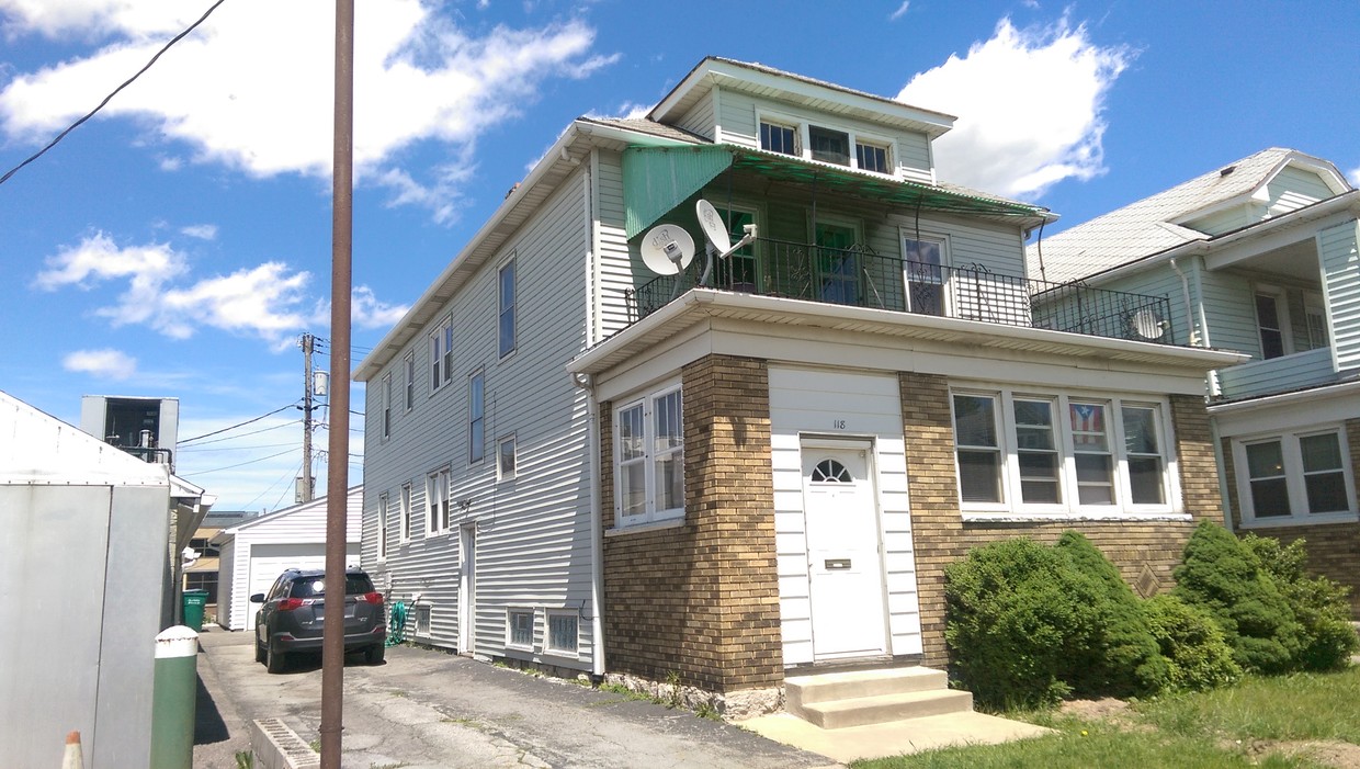 Street View of Property - 118 Tacoma Ave