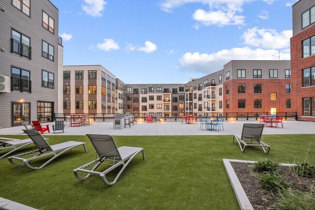 Brewers Block apartments — community photo - Brewers Block