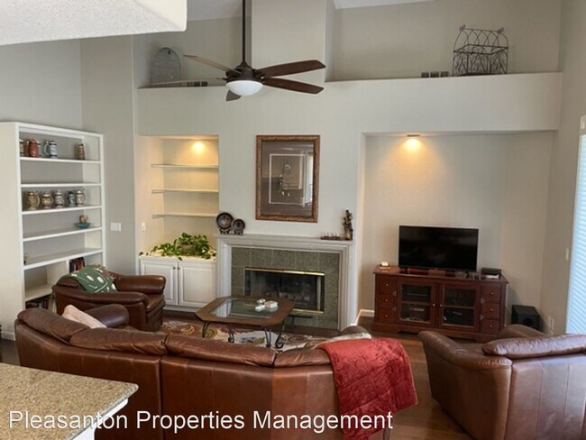 Building Photo - 3 br, 2.5 bath House - 7843 Cypress Creek Ct.