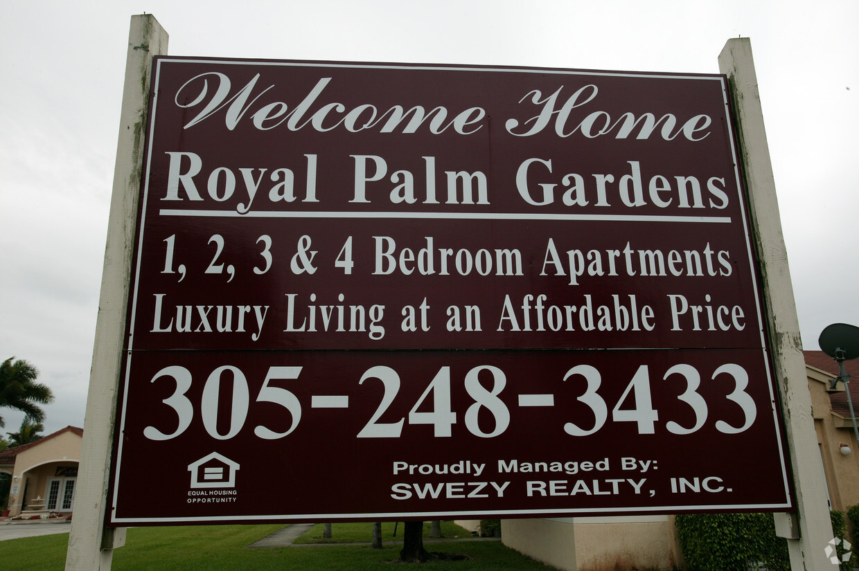 Foto del edificio - Royal Palm Gardens