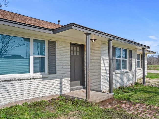 Building Photo - 12313 Unison Rd